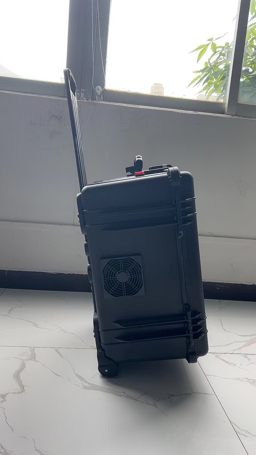 兴化手拉箱型移动通信干扰器